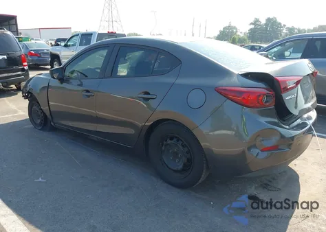 2018 Mazda Mazda3 Sport из США, поврежденный, VIN 3MZBN1U77JM175848